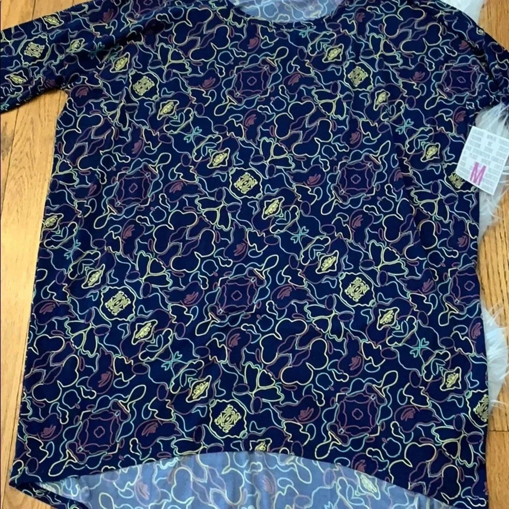 ❤️ FINAL PRICE ❤️ NWT! Women’s Lularoe Irma Medium